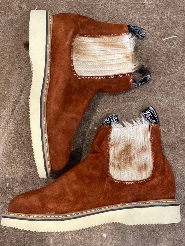 Size 10 Brick Red Suede x Cowhide Lechera for wholesale by Rancherr Boots