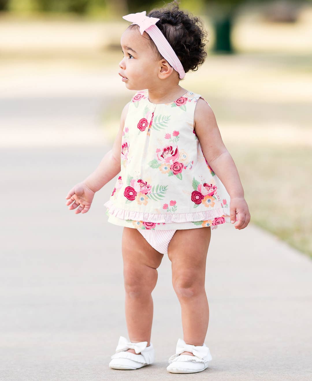 Girls Pink Seersucker Woven Headband for wholesale on Faire3