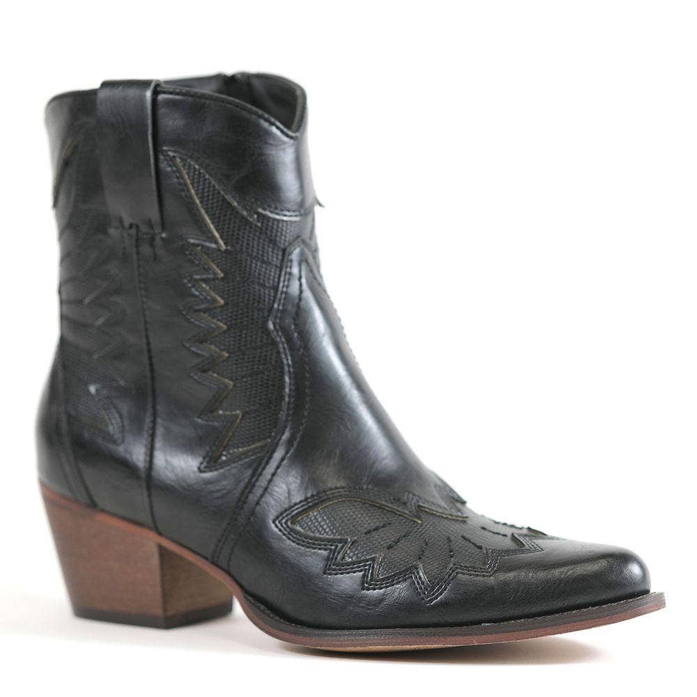 Mars Sky Shoes Wholesale - Wholesale Cowboy Boots - Women's - Arider Girl COLEEN-02 Western Cowboy Booties1