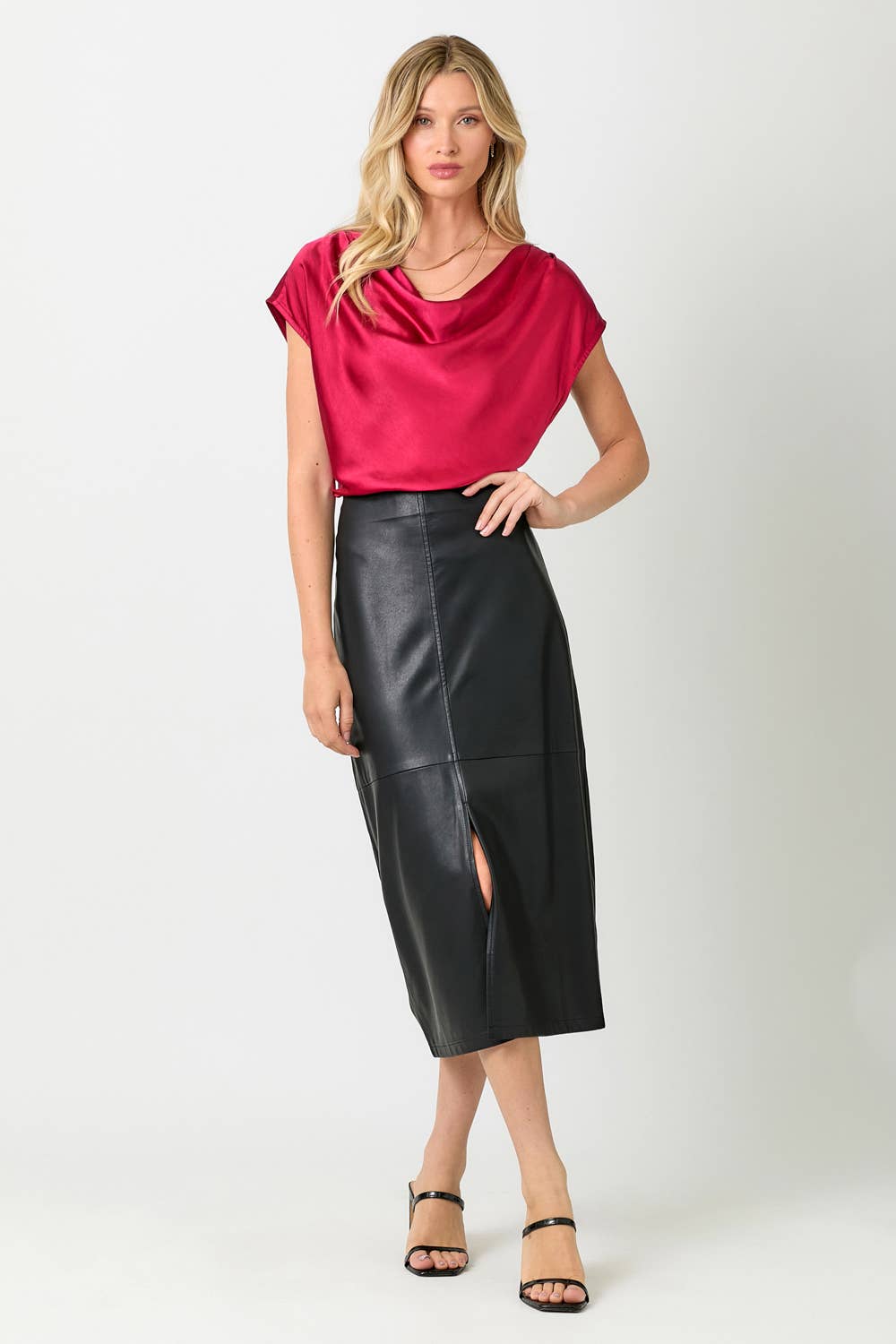 Mystree – wholesale Blus - Dam – 60781 Topp med halsringning i satin24