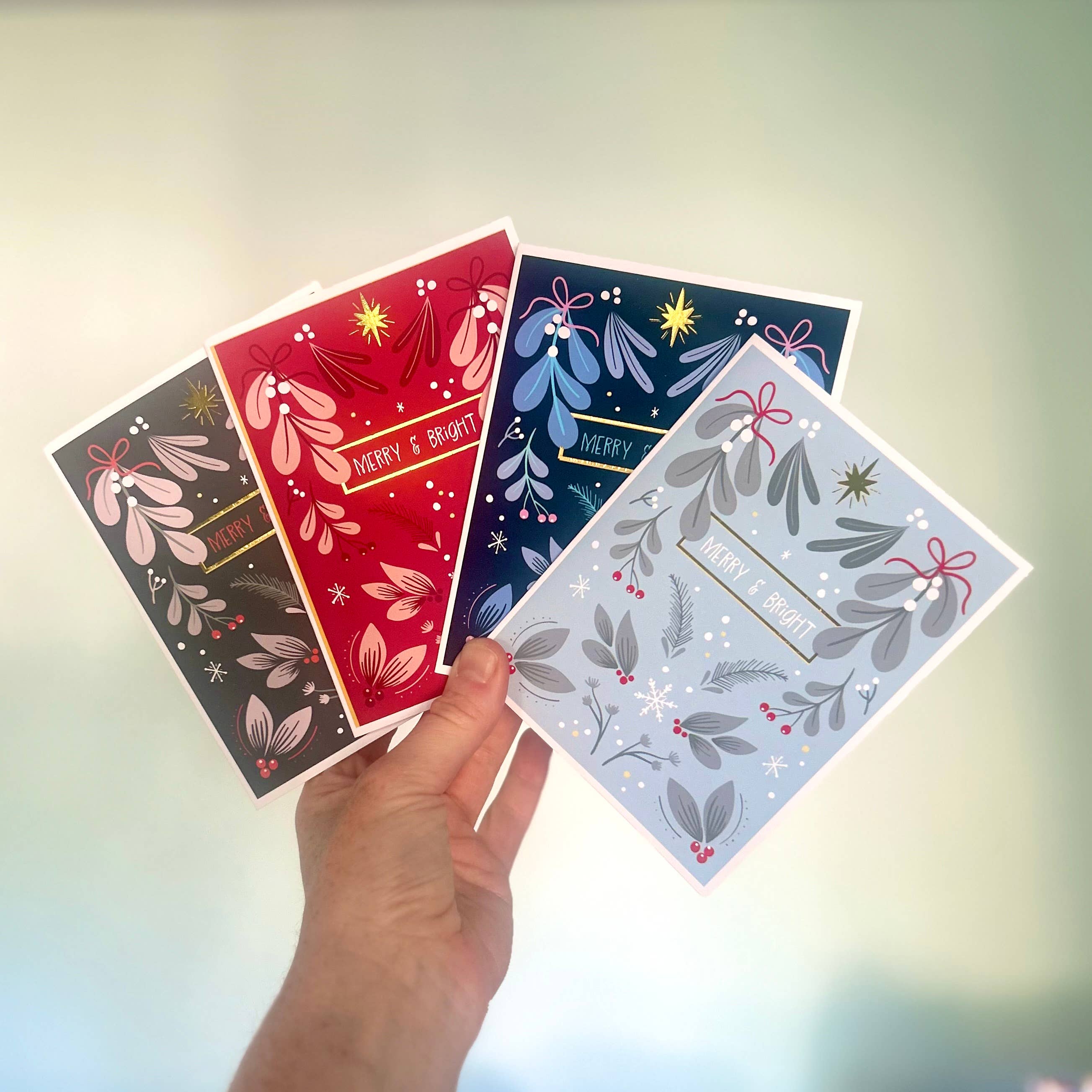 Wee Birdy – Großhandel Weihnachtskarte – 4er-Pack Weihnachtskarten mit Goldfolie1