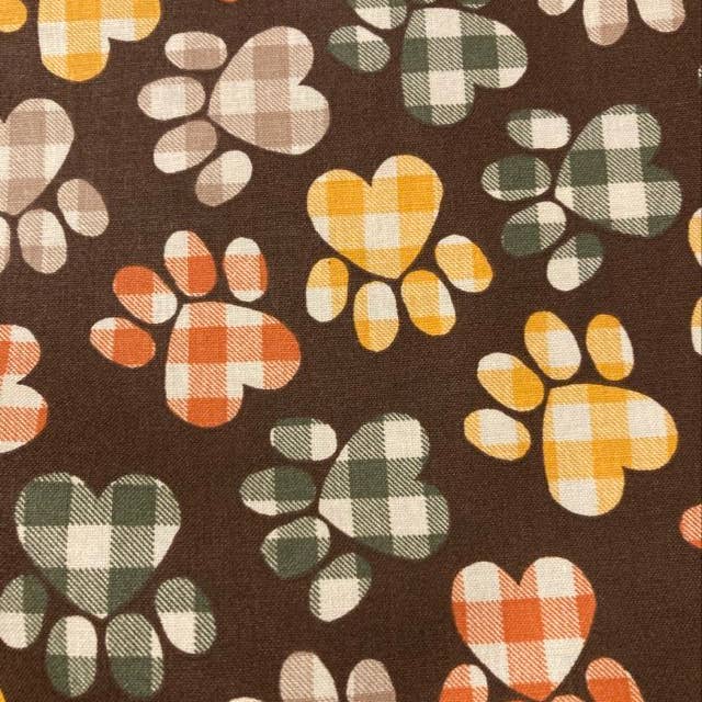 Jo's Pet Treats & Bandanas by Abab Enterprises, LLC - Vente Bandana – chien - Bandana à nouer pour chien avec motif de patte, prêt à être vendu au détail4