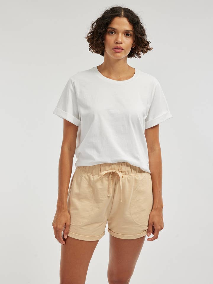 Abigail Gerolde Zoom Short - Hummus voor wholesale door Amelius