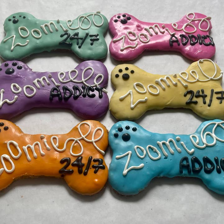 YumYum4DOGS - Wholesale Pet Treats - Dog - 6 inch Zoomies ADDICT dog treat3