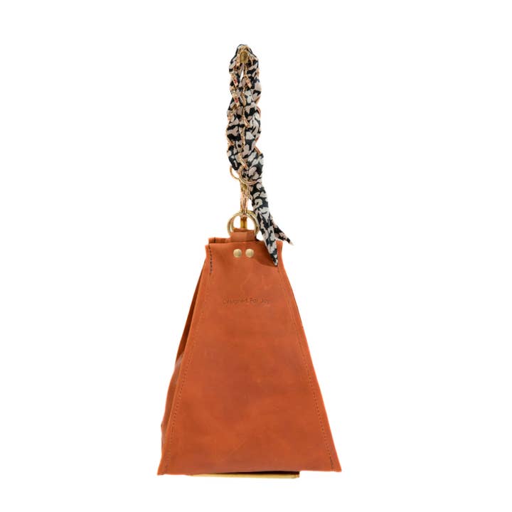 Designed For Joy - Wholesale Top Handle Bag - Women's - Leather Bucket Bag, Medium Size - The Millie