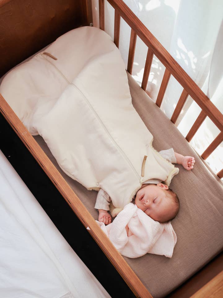 Babyly - Vente Gigoteuse – bébé - Gigoteuse bébé naturelle en laine - Taille S/M - Laine de mouton12