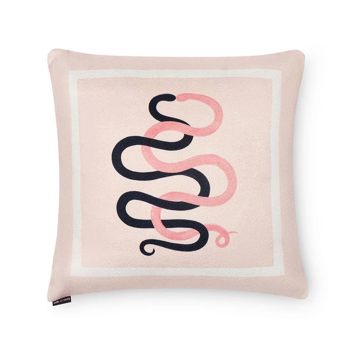 Vi passar bara ihop kudde 16 ” för wholesale av Girl w/ Knife