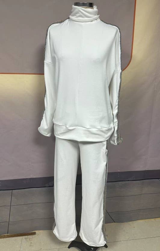 white Sequin detail knit sleeve patchwork Turtleneck 2 piece set for wholesale on Faire0