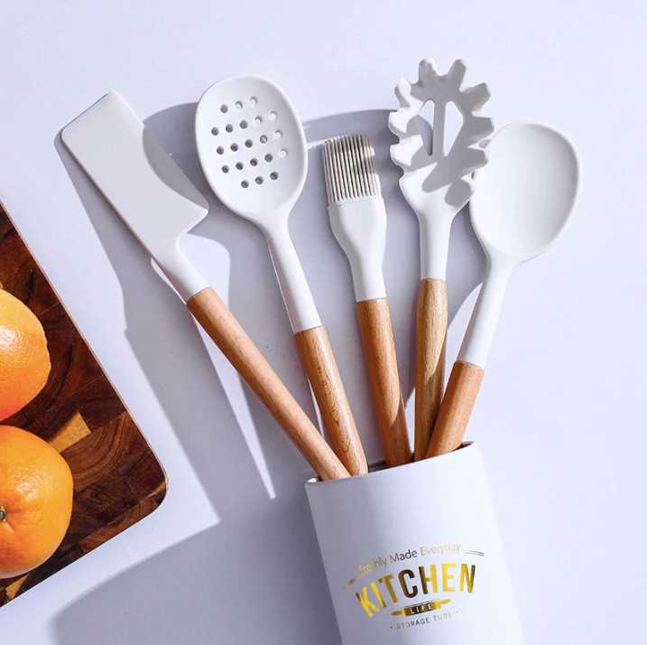 Homerely (We Cover All Import Duties) - Wholesale Kitchen Utensil Set - White / Black Silicone Kitchen Utensils Set2