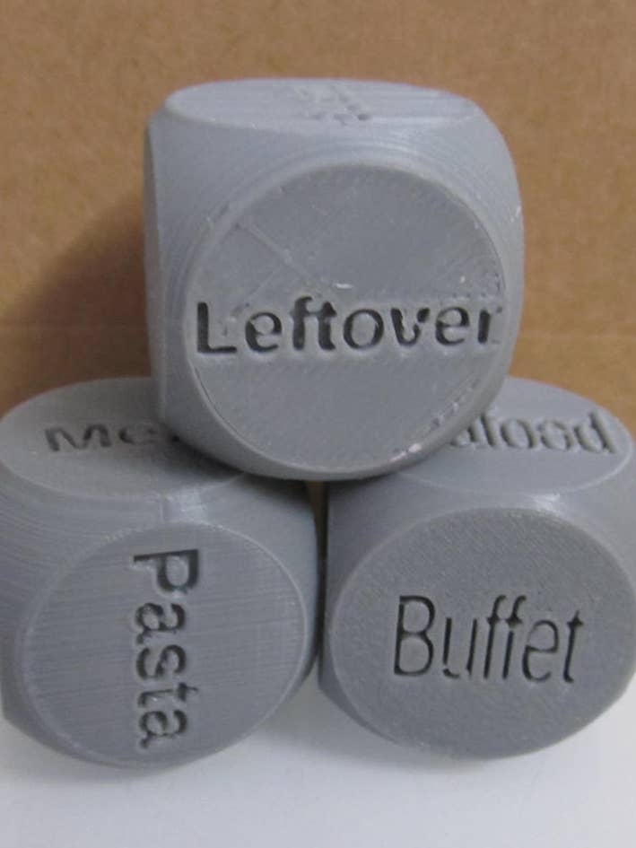 Graue Dinnerwürfel mit 3D-Druck, 3er-Pack, Roll Your Dinner Options für den Großhandel von Dazzling4ucreations