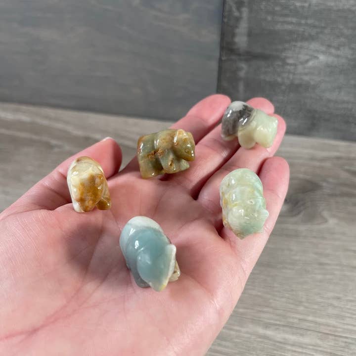 Keystone Crystals - Vente Figurine décorative - Petite figurine d'ours en pierre précieuse sculptée – Totem animal en cristal11