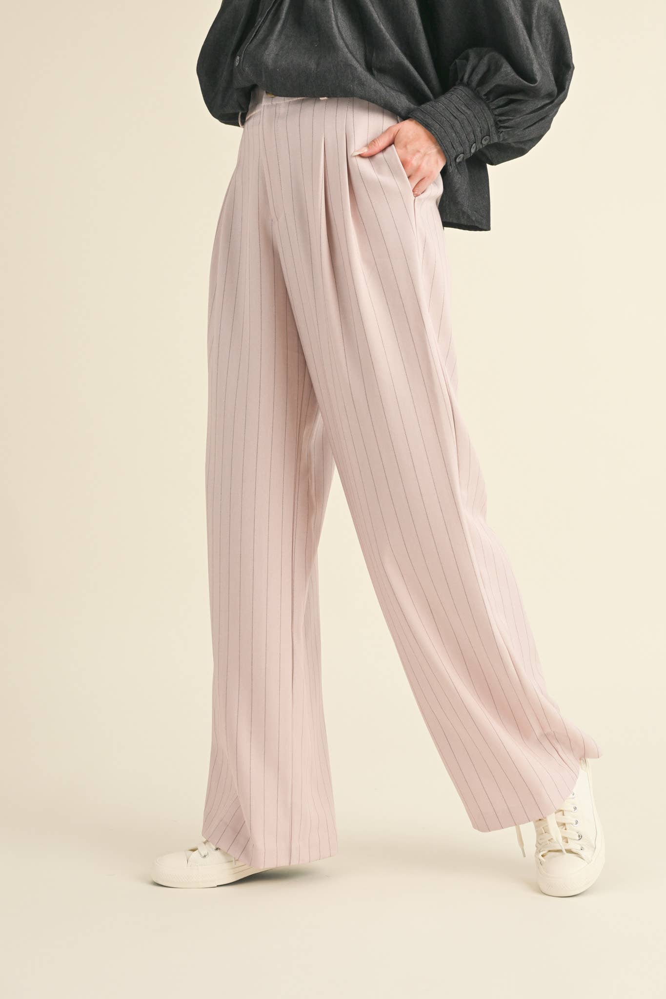&MERCI - Wholesale Pants - Women's - WIDE LEG PINSTRIPE TROUSERS MP341121