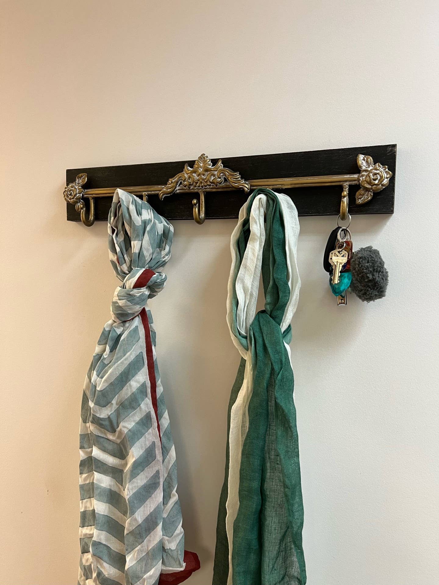 Vagabond Vintage - Wholesale Wall Hook - RETRO WALL HOOK RACK6