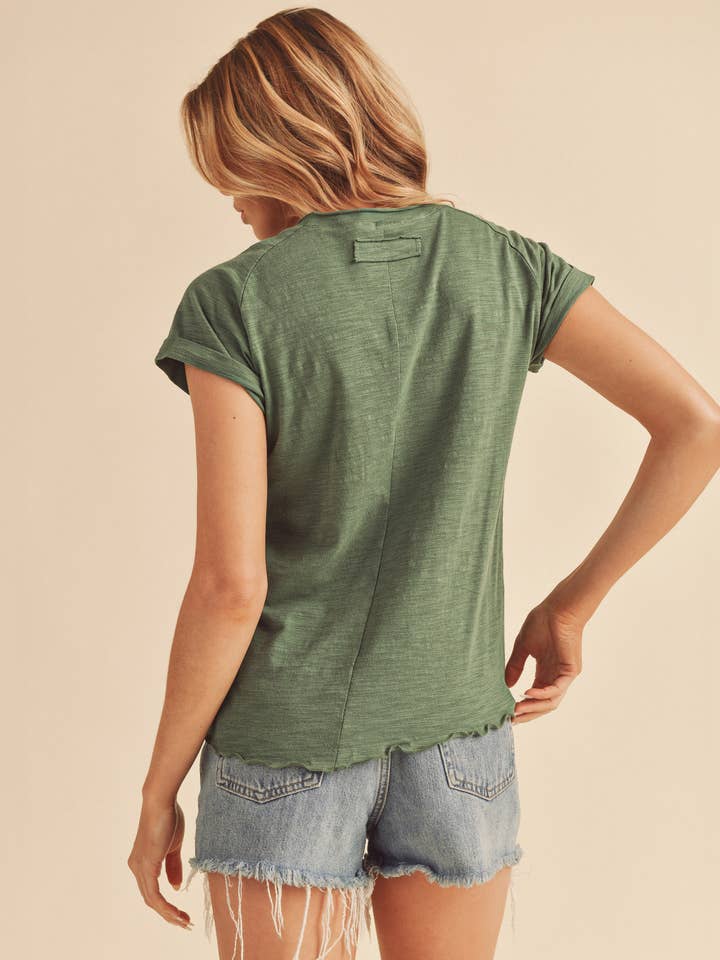 AEMI + CO - Wholesale T-Shirt - Women's - 8219BK Gwen Tee 1