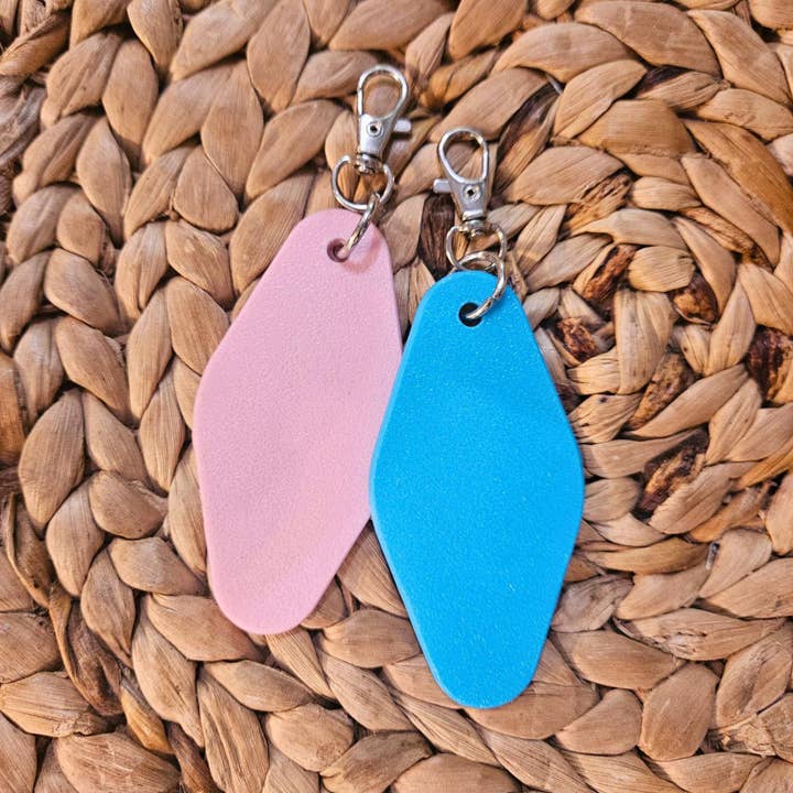 ShesSoCrafty Goods - Wholesale Keychain - Women's - Getaway Car Motel Keychain with Rhinestone Tassel2