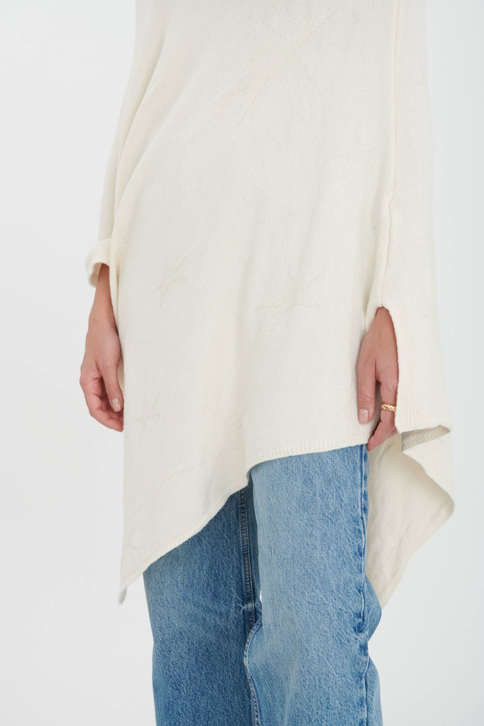 ORNELLA PARIS - Wholesale Poncho - Women's - LEL-P0076 'star' poncho9