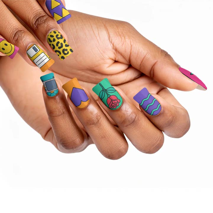 FYNE BODY - Wholesale Press-on/fake nails - Sugar Rush 90's Press-On Nails25