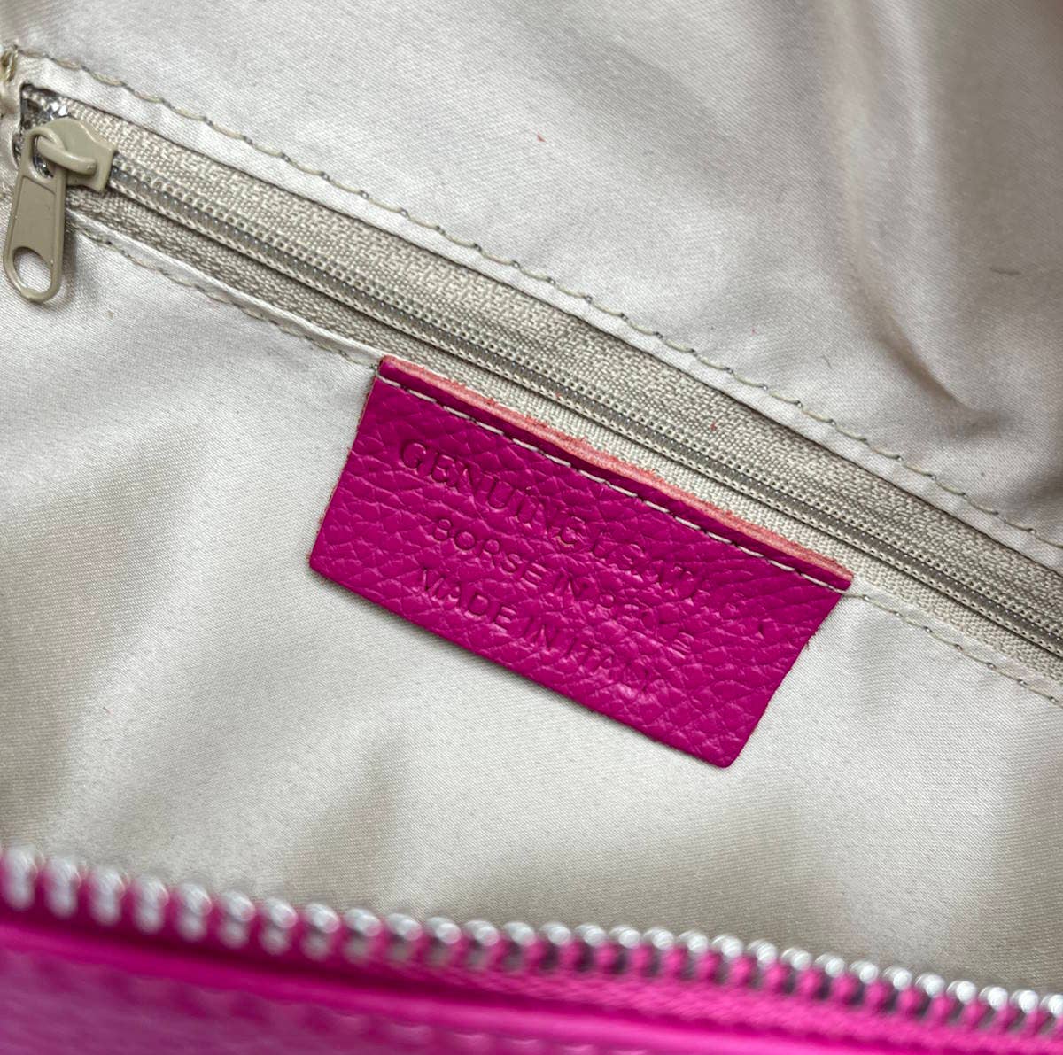 Suie Valentini srl - Wholesale Crossbody Bag - Women's - Genuine leather fanny pack, Made in Italy, art. 1124668