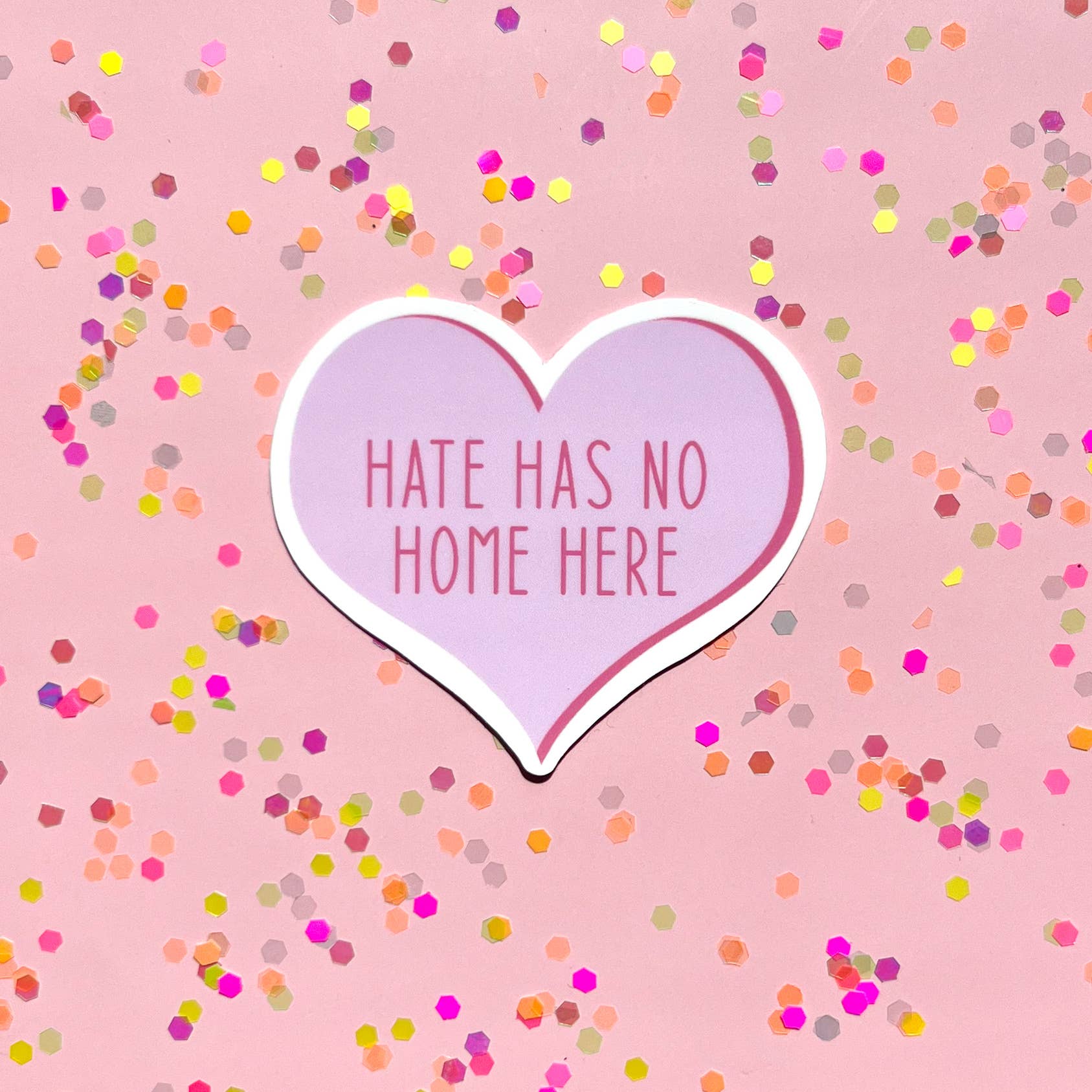 Uplifter Sticker – Engroshandel Klistermærke – Hate has no home here klistermærke1