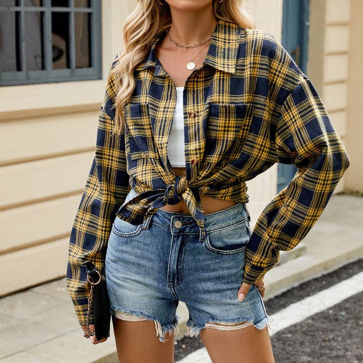 Chemise à carreaux à manches longues rayée brossée avec revers pour la vente par Lily Clothing