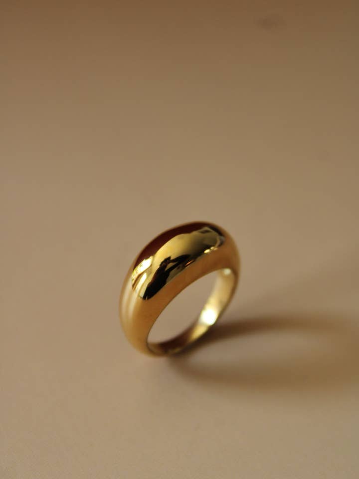 Anneau dôme pour la vente par 24th & Gold