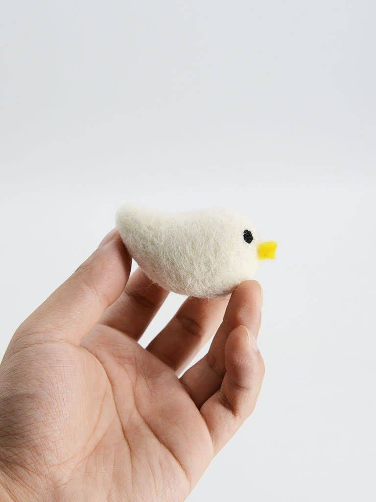 Woollyfelt - Wholesale Decorative Tabletop Object - Cute Felted White Bird | Set Of 101
