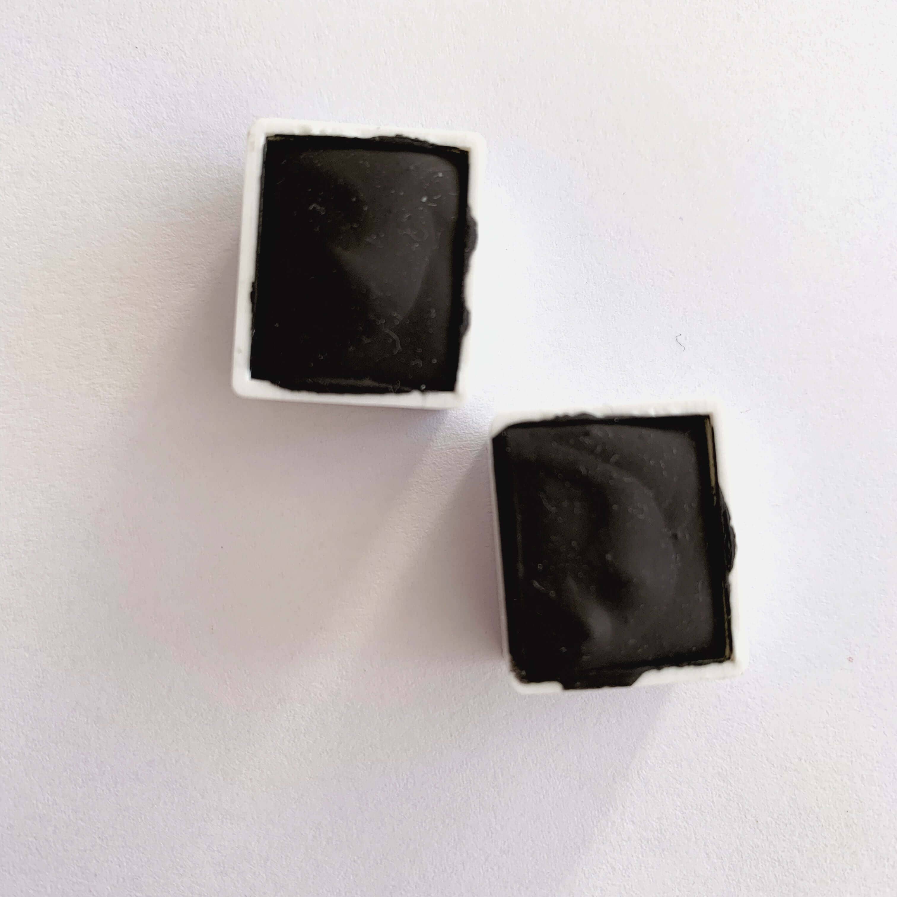 LA NOUVELLE VAGUE COULEURS - Wholesale Watercolor Paint - Handmade watercolor - Gris Rocher2