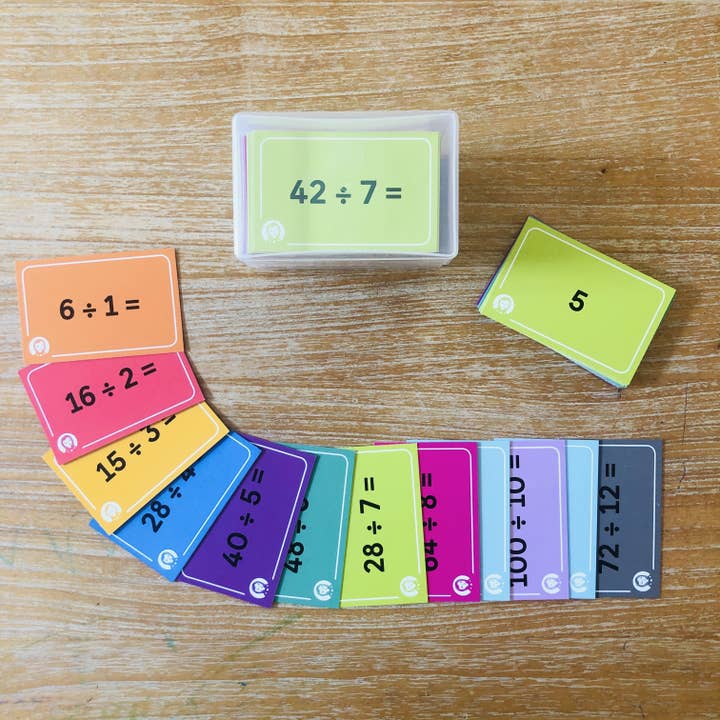 Katie's Classroom – Großhandel Lernkarten – Kind & Baby – Division Fakt Karteikarten