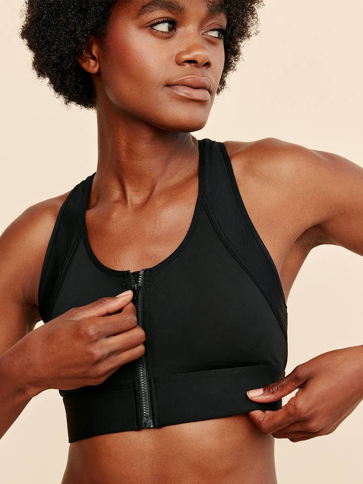 Hero – Front Closure Sports Bra, Black for wholesale by Meadow