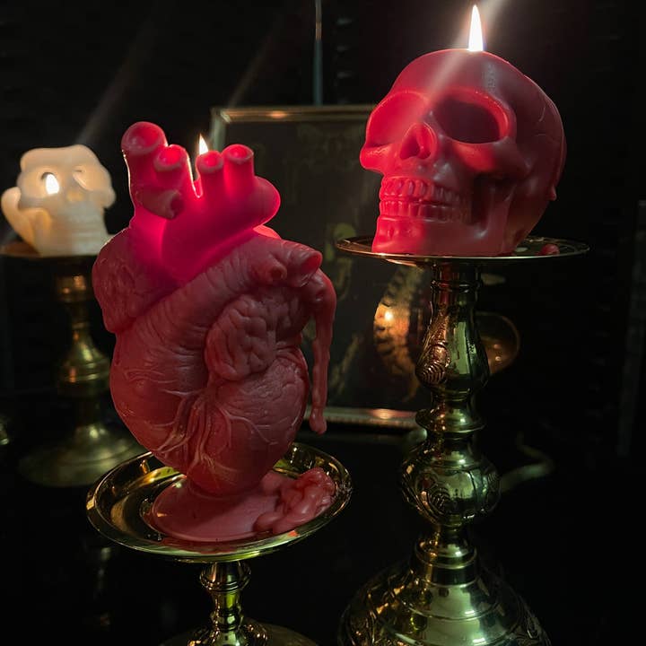 Midnight Studio LA - Wholesale Novelty Candle - Red Heart Candle2