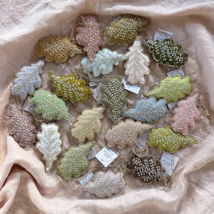 21pcs Mixed Multicolour Assortment Oak Leaf for wholesale by Katie Larmour Linen