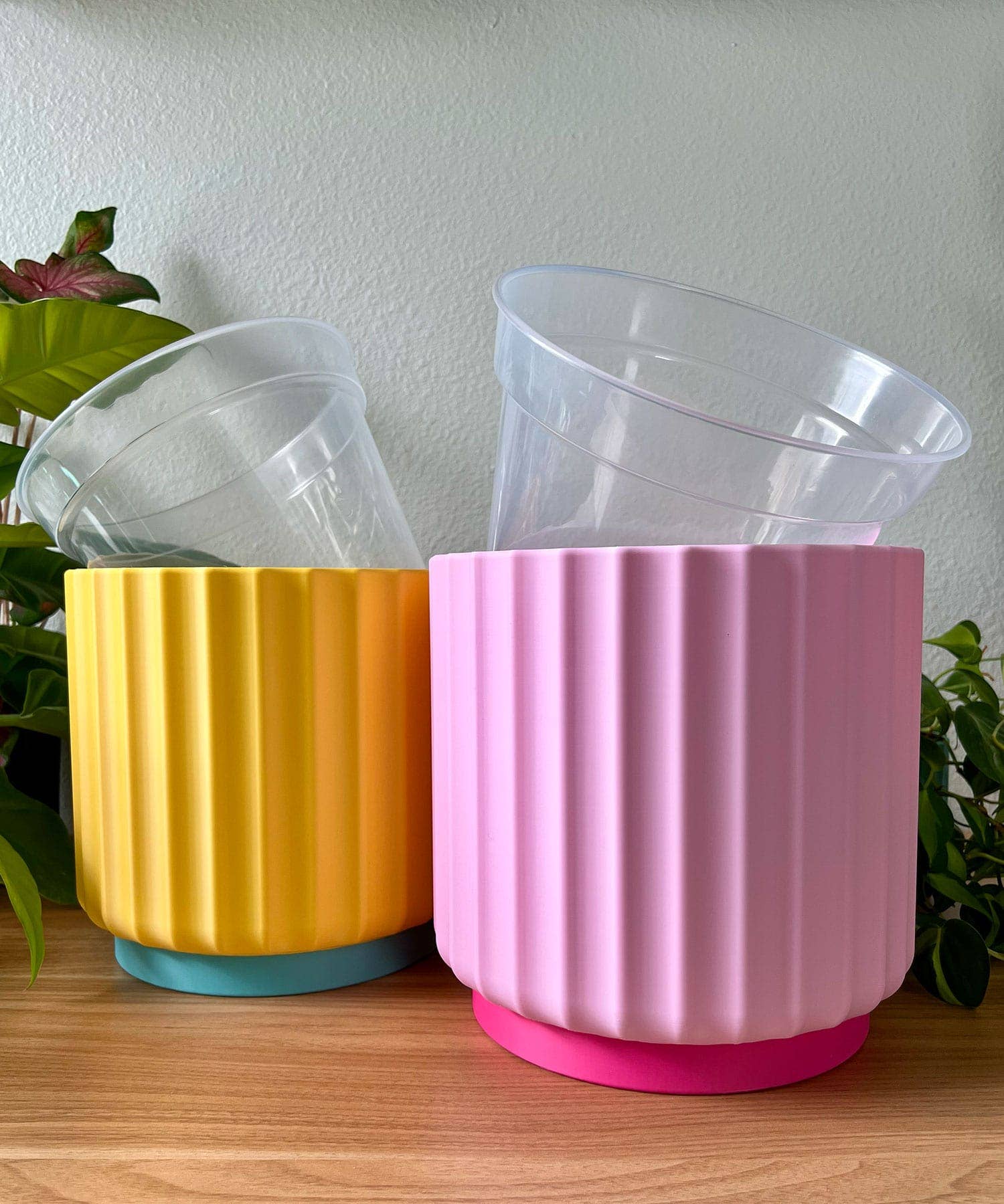 Daisy Wood Design - Wholesale Plant Pot - Color Pop Planters (Singles) – Pink & Yellow Pots

2
