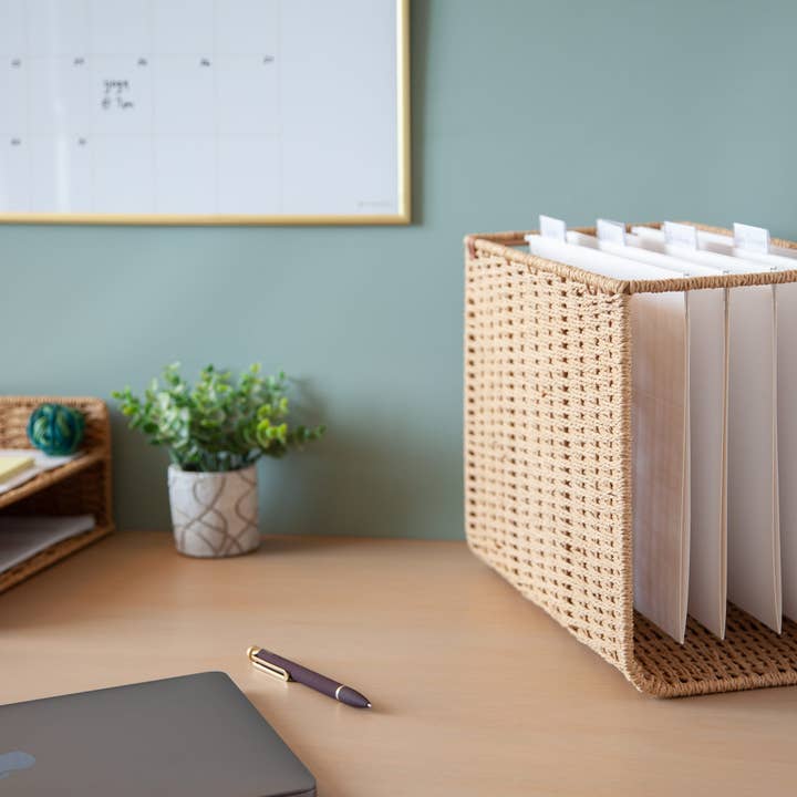 U Brands - Wholesale Basket - U Brands Somerset Woven Hanging File Basket Brown1