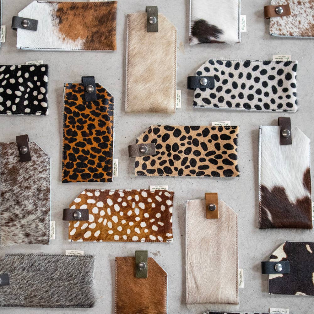 Van Buren – wholesale Fodral för glasögon och solglasögon - Unisex – Glasögonfodral av kohud | 11 varianter11