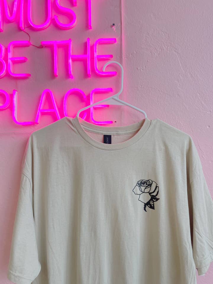 Maglietta La Rosa per la vendita all'ingrosso da parte di Viva La Yum Yums