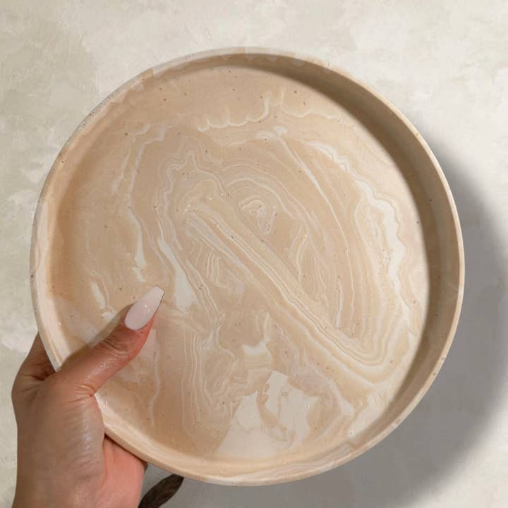 My Milky Candle - Wholesale Decorative Tray - large round handmade Jesmonite tray in marble or plain colors2