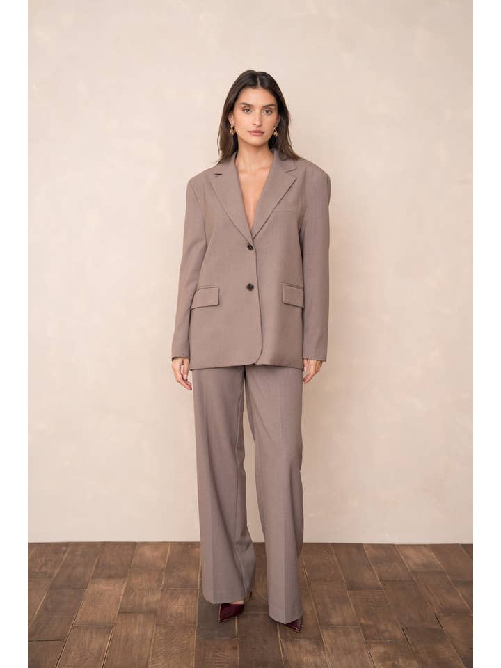 Attentif Paris – Engroshandel Blazer - Dame – Oversized dobbeltradet jakke med åbning bagpå35