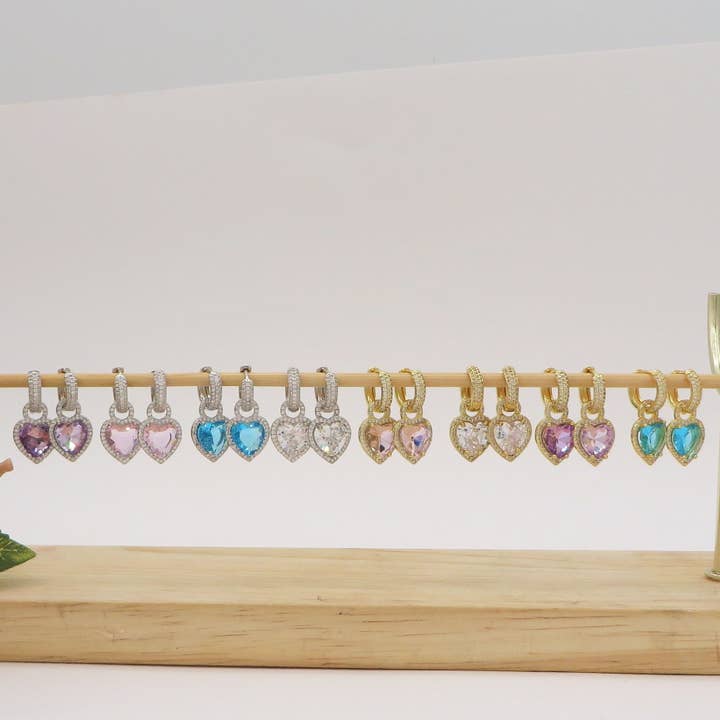 Daemon srls - Wholesale Hoop Earrings - AURORA HOOPS ~ Orecchini mini cerchi zirconati FULL in Cubic Zirconia a forma di cuore14