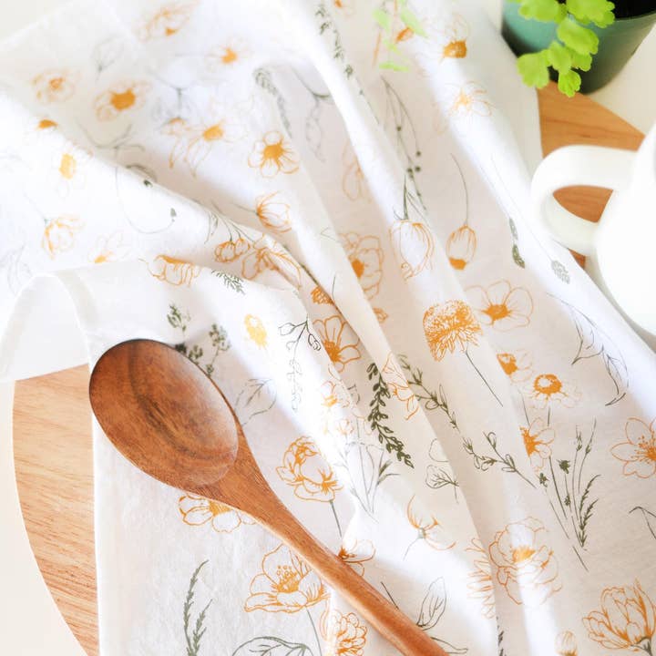 Highland Ridge | Handmade Home Decor - Wholesale Tea Towel - Flower Garden Tea Towel