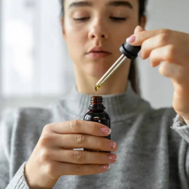 Royal Brand - Wholesale Oral Supplement/Vitamin - EKSTRAKT Z GOTU KOLA W KROPLACH BIO 50 ml - ROYAL2