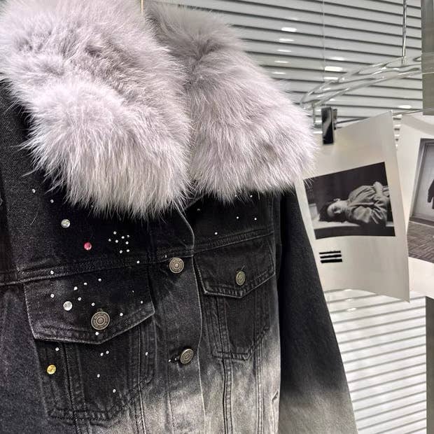 Productseeker - Wholesale Spijkerjack/spijkerjas - Dames - CT142 2025 Winter Gradient Spijkerjas met Vossenbontkraag10