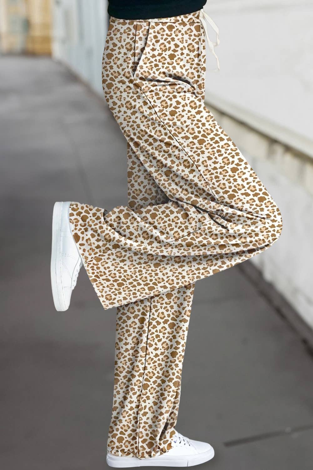 Aapparella - Wholesale Pants - Women's - Leopard Drawstring Loose Pants | S-XL3