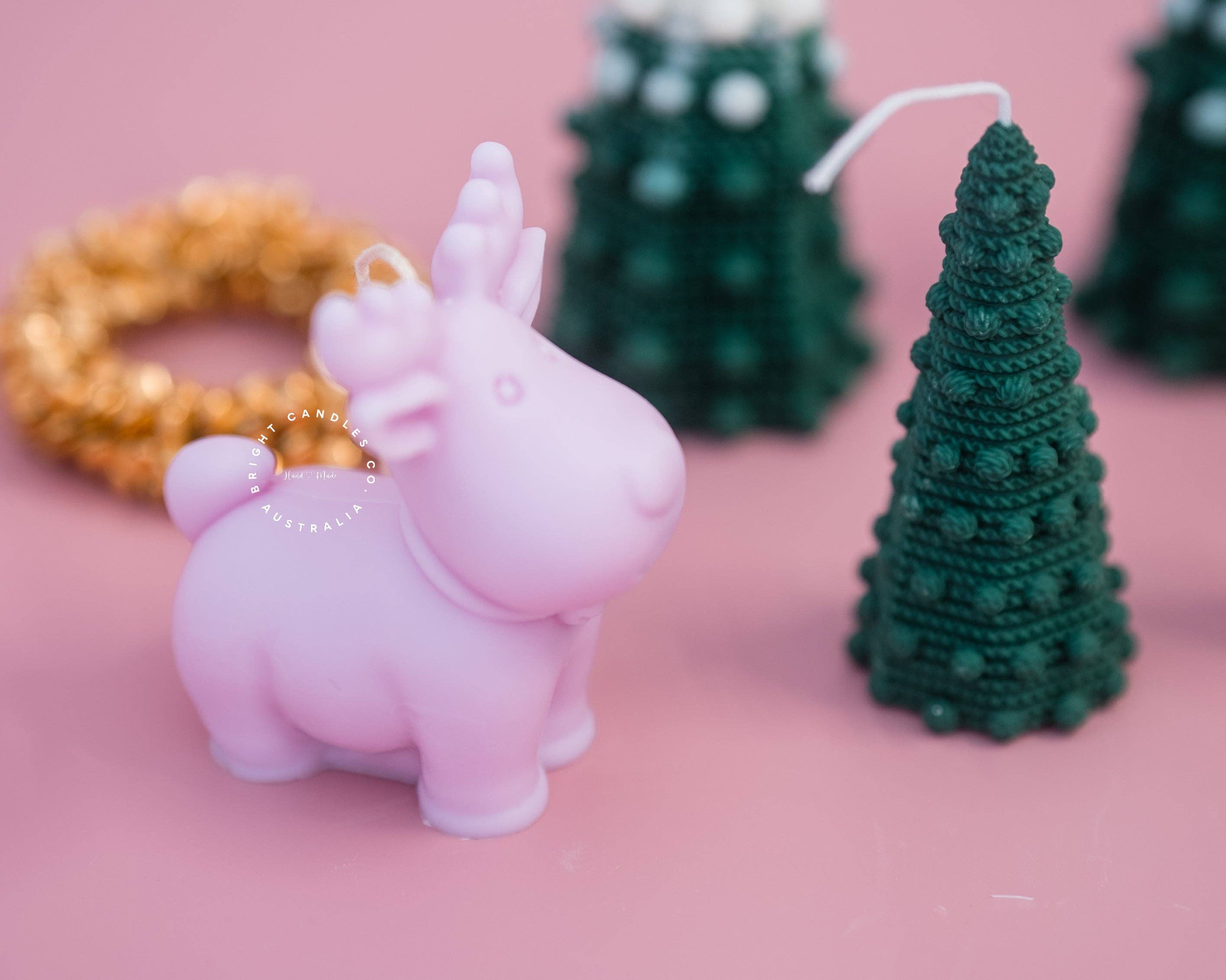 Bright Candles Co. – wholesale Novelty candle – Reindeer | Christmas Candle5