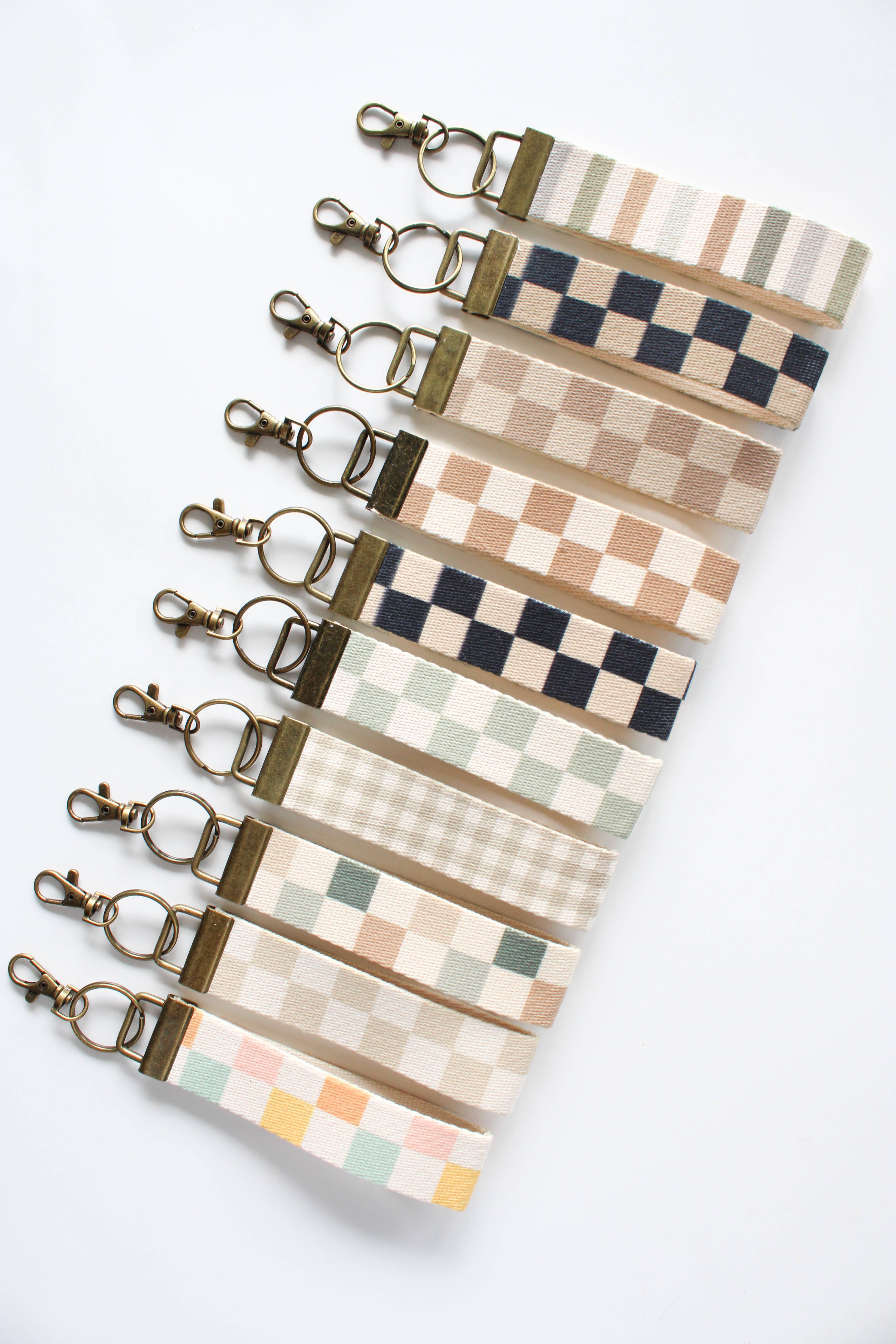 Frederick Family Co. – wholesale Snodd - Unisex – Nyckelband i canvas för handled, nyckelarmband28