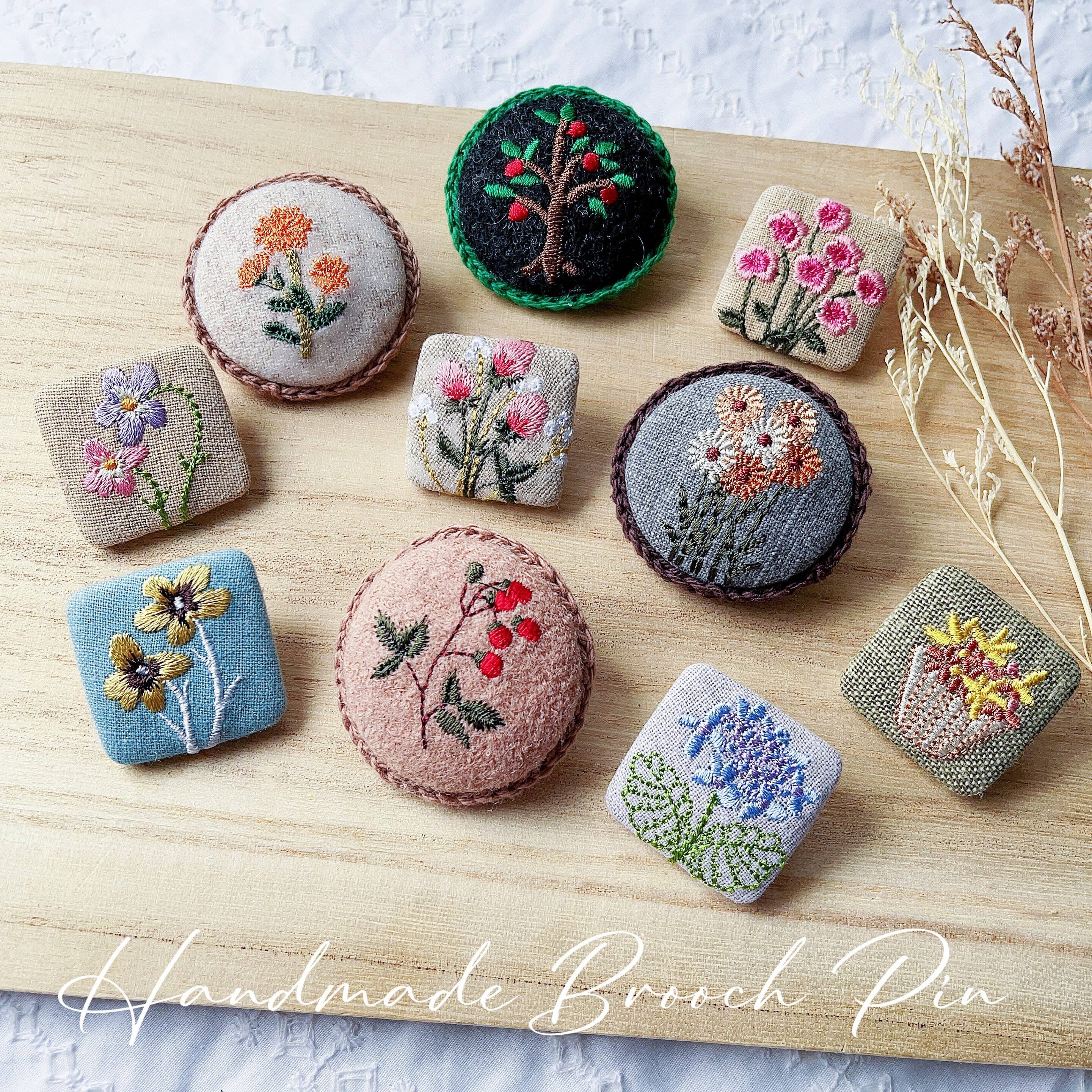 Giggle with Love – wholesale Brooch – Handmade 3D Floral Embroidery Brooch Pin for Party Coat2