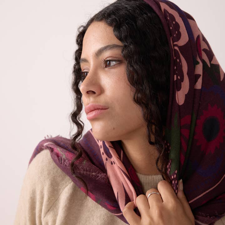 Maradji - Wholesale Scarf - Women's - WINTER BLOOM FIG WOOL SCARF3