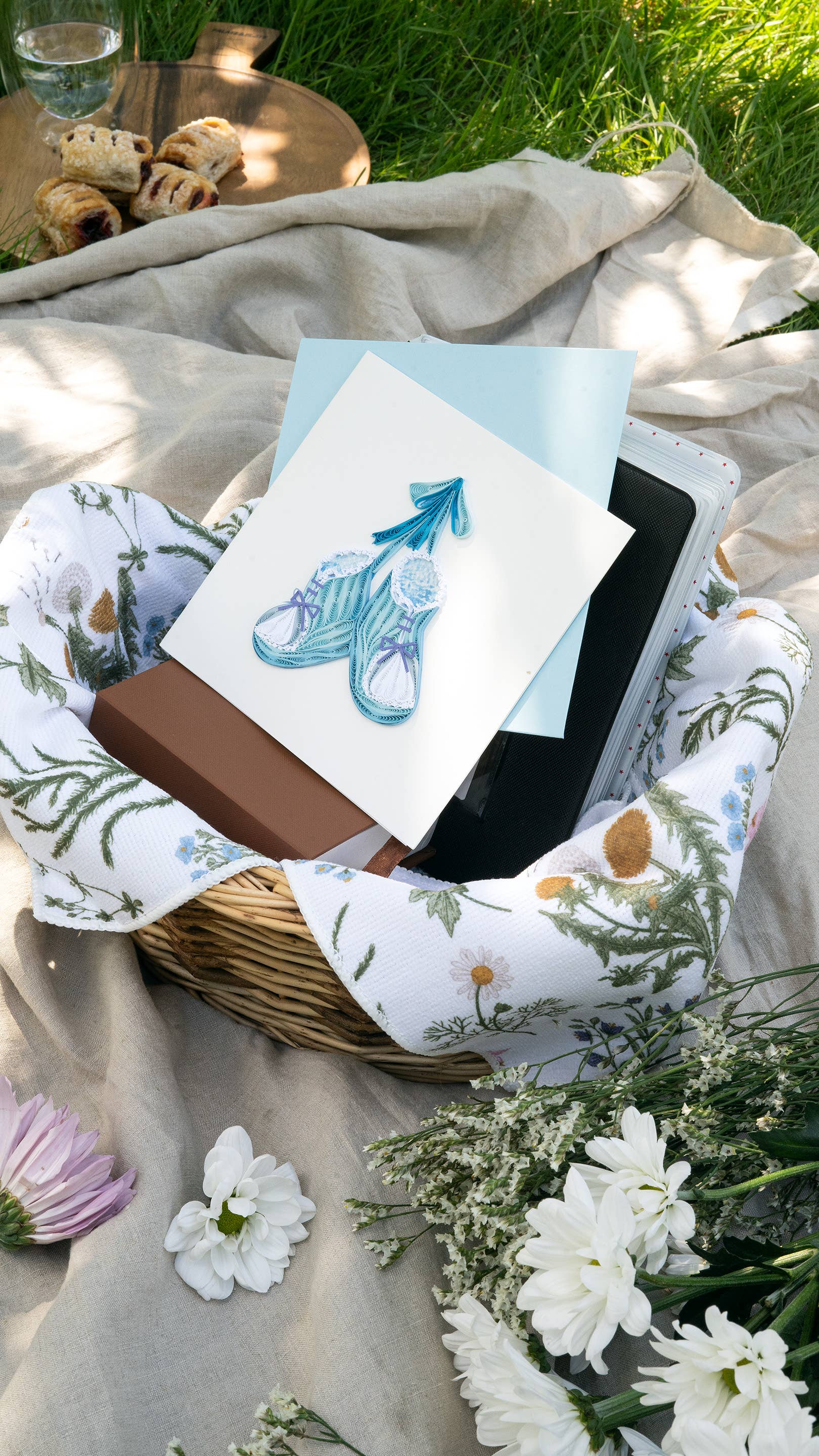 Quilling Card - Wholesale Baby Card - Knitted Blue Baby Booties1