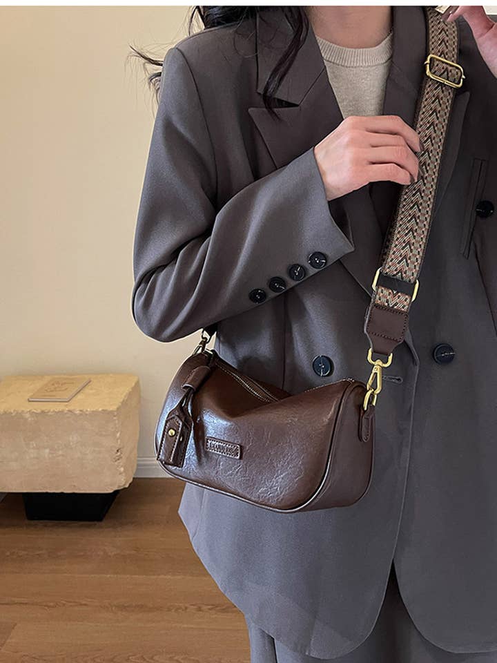 Leisure Shoulder Bag for wholesale by Wholesalesir