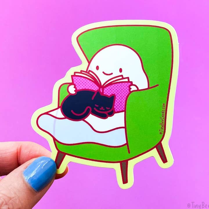 Adhesivo de vinilo Cozy Ghost with Cat & Book para venta al por mayor de Tiny Bee Cards