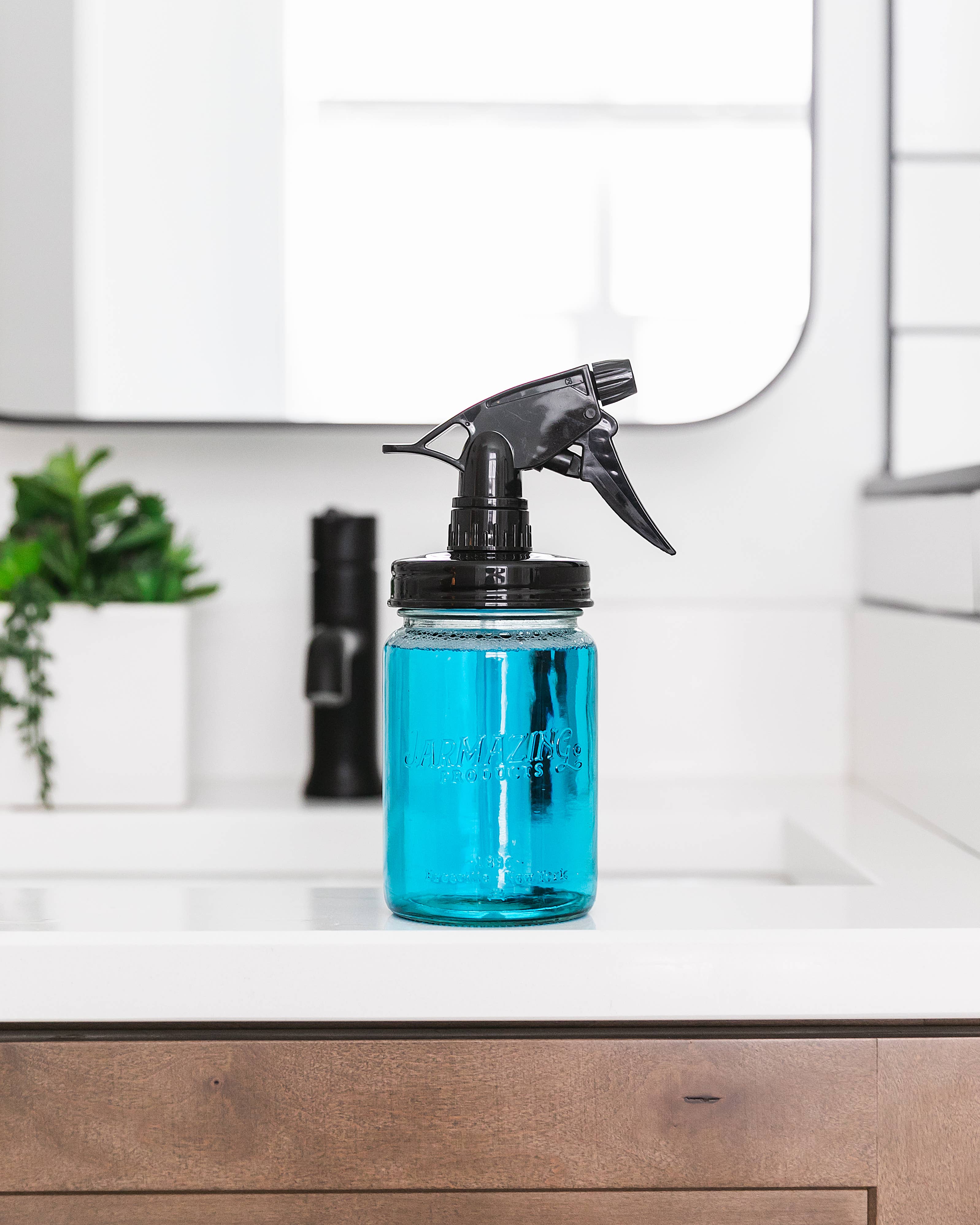 Jarmazing Products - Vente Vaporisateurs - Lot de 2 vaporisateurs en verre teinté bleu vintage Jarmazing3